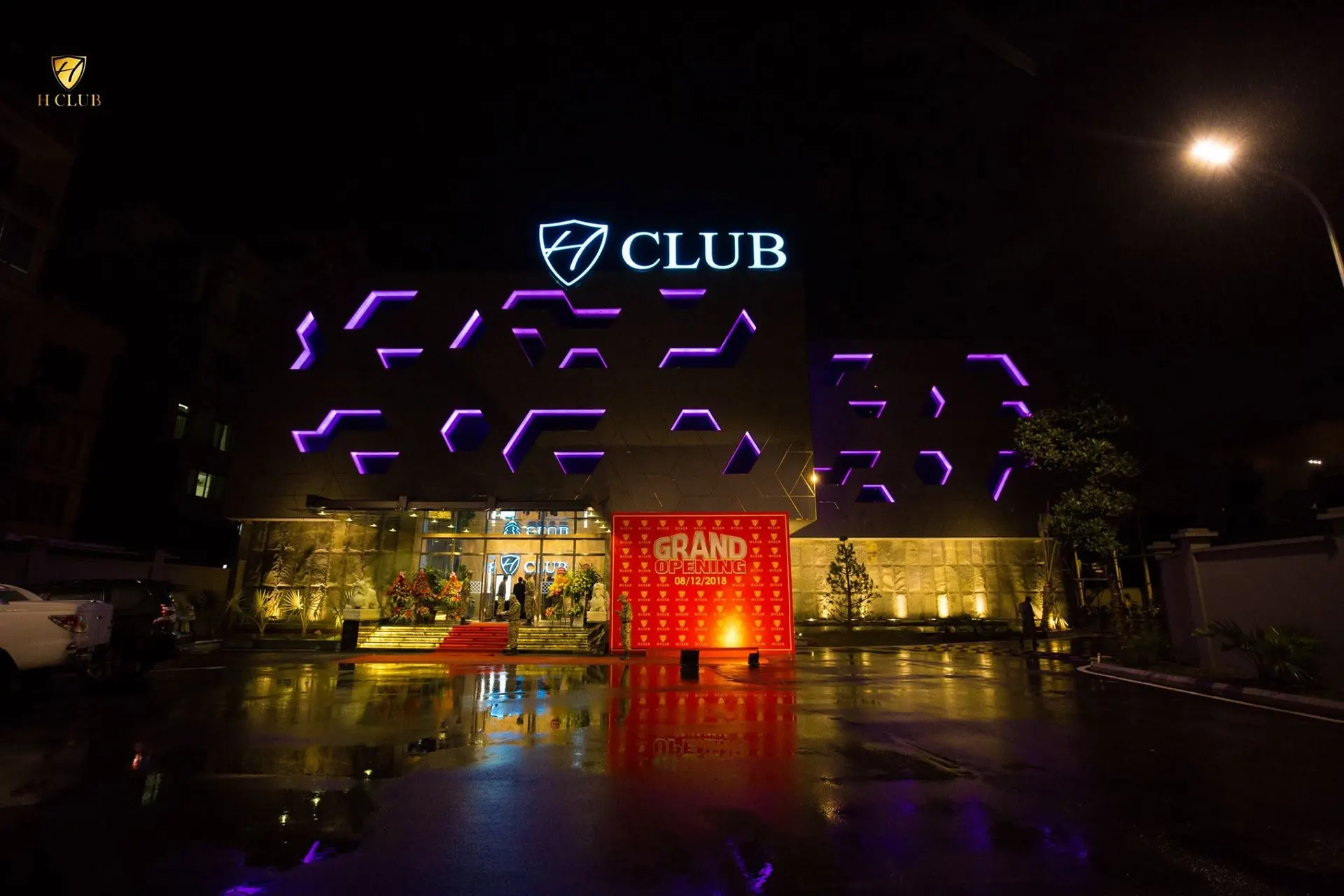 Một đêm tại H Club Hạ Long